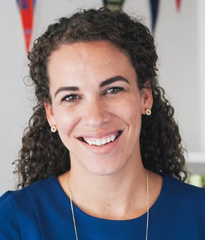 Allison Lopour headshot