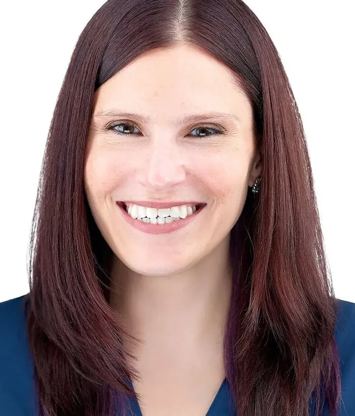 Allison Mairena headshot