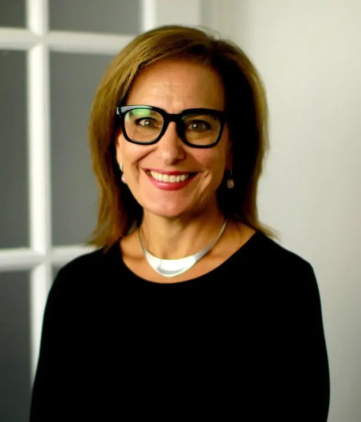 Amy Kruglak headshot