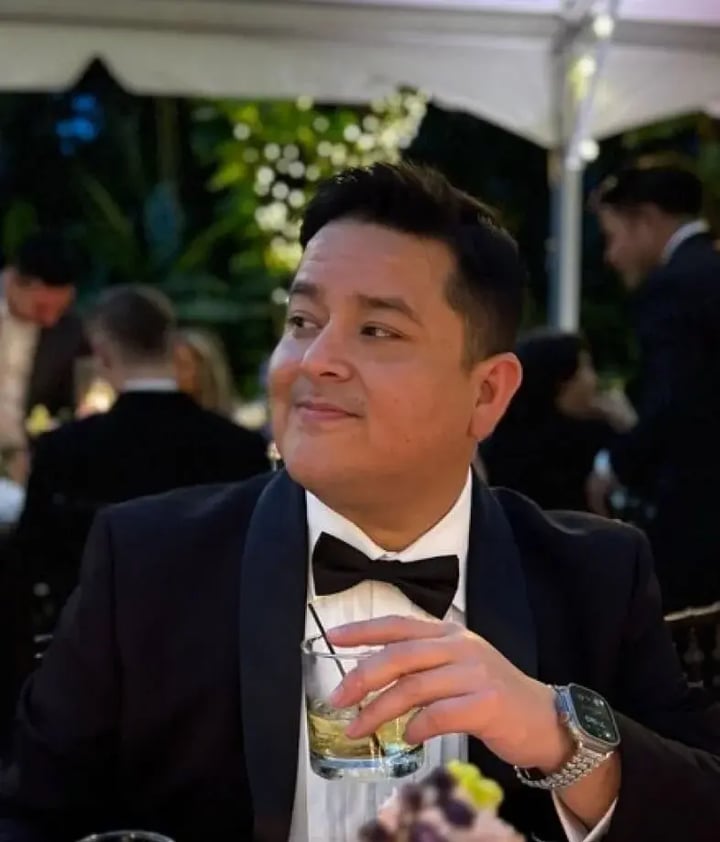 Willie Vivar headshot